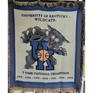 Univ Kentucky Wildcats Throw Blanket 7X Champs UK Basketball Mascot 60x48 Knit